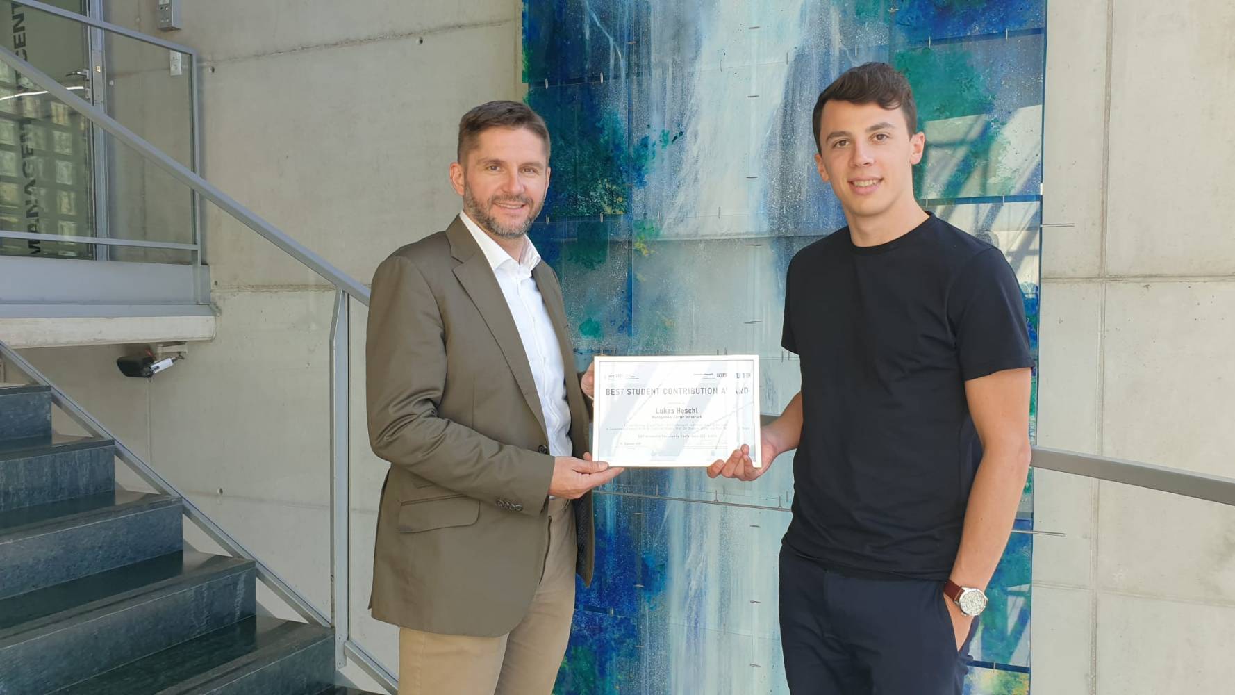 MCI project member and former Management, Communication & IT Master's student Lukas Heschl, MA, wins the Best Student Contribution Award at the SAP Academic Community Conference 2021 DACH with his contribution 