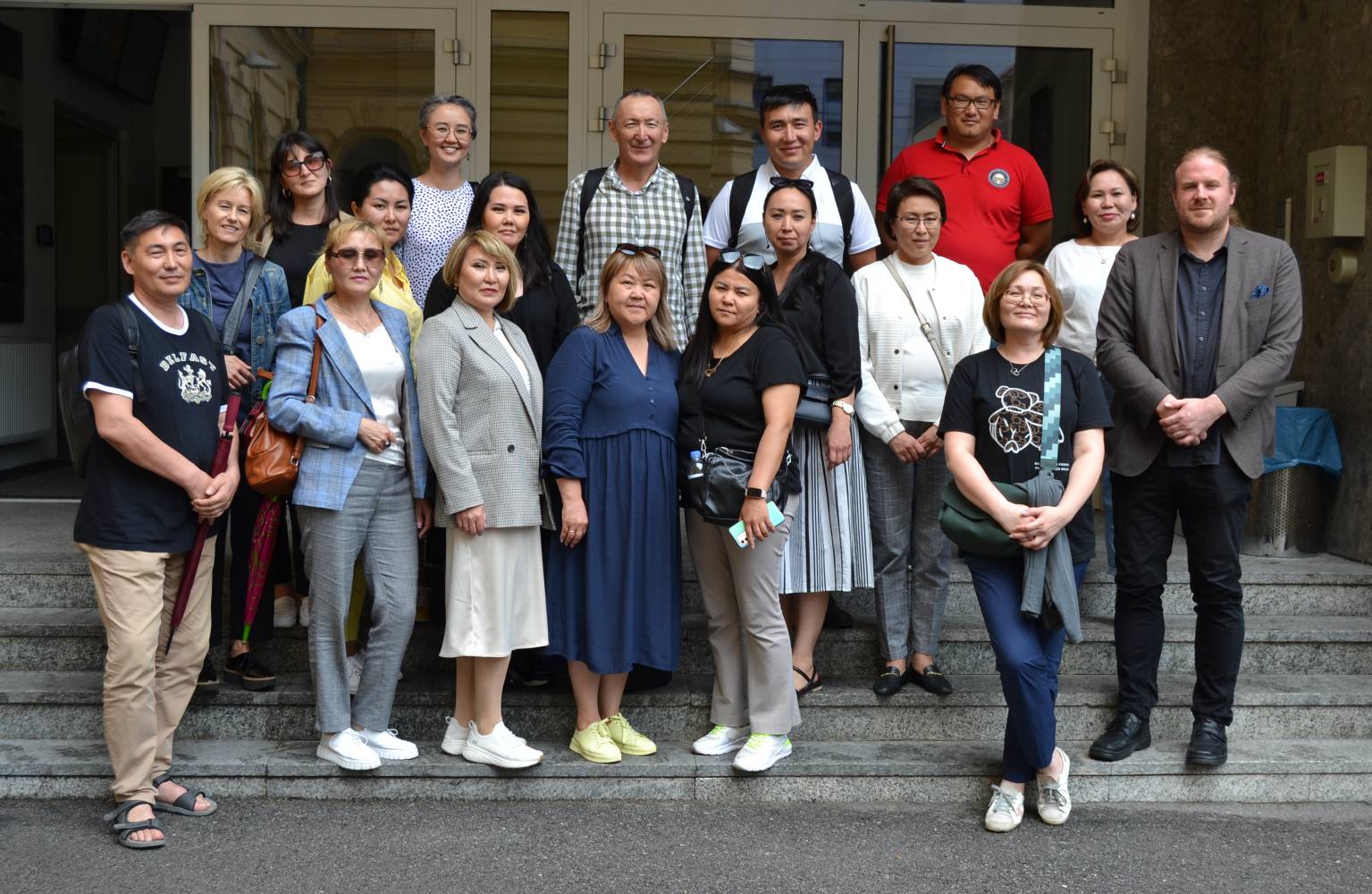 <p>Besuch der Projektteilnehmenden von „KazDual