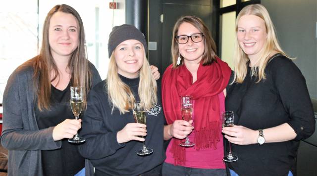 <p>MCiT Jahrgang 2016 beim MCiT Cool Down</p>