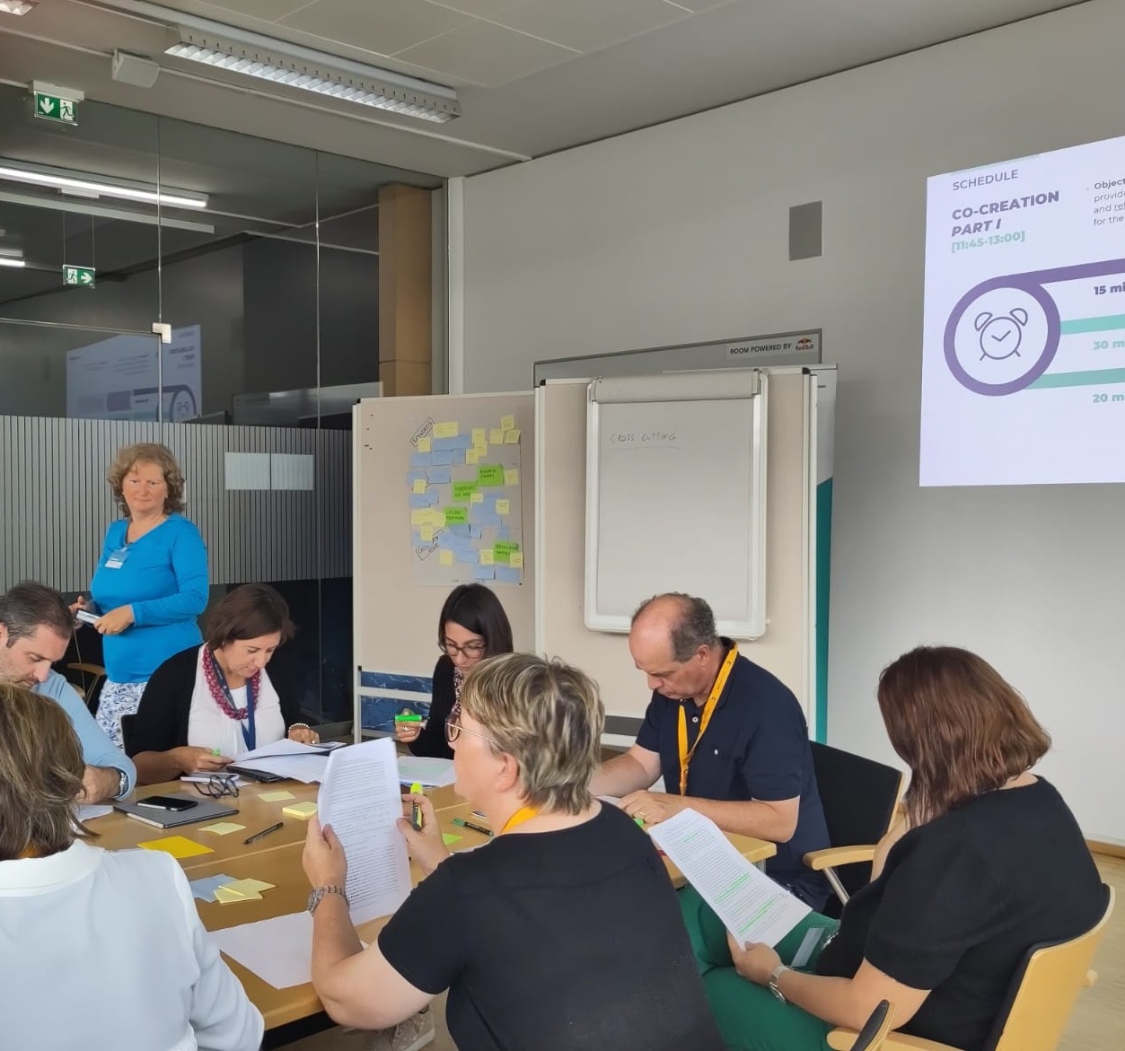 <p>ForscherInnen beim Ideen sammeln im Rahmen des Workshops, Foto: © MCI</p>