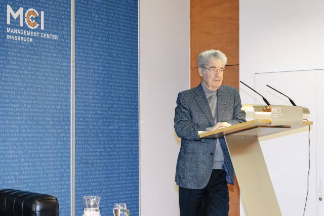 <p>Eindrücke der akademischen Gastvorlesung mit Univ.-Prof. Dr. Heinz Fischer ©MCI/Geisler</p>