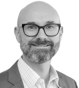Priv.-Doz. Dr. Andreas Strobl | Senior Lecturer Bachelor's program Business & Management